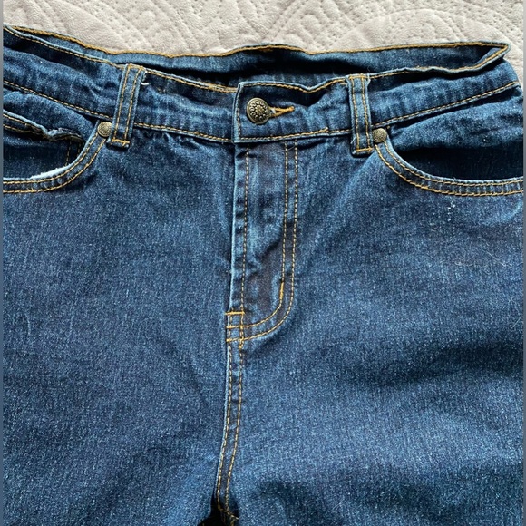 DG2 Strait Leg Size 2 Mid Rise Jeans With Lace Bottom Detail - Picture 3 of 12